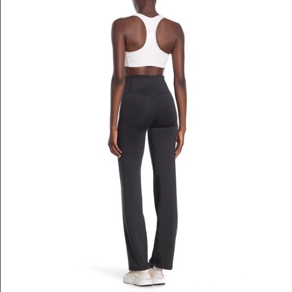 NIKE Dry-Fit Black High Waisted Leggings - Picture 3 of 6